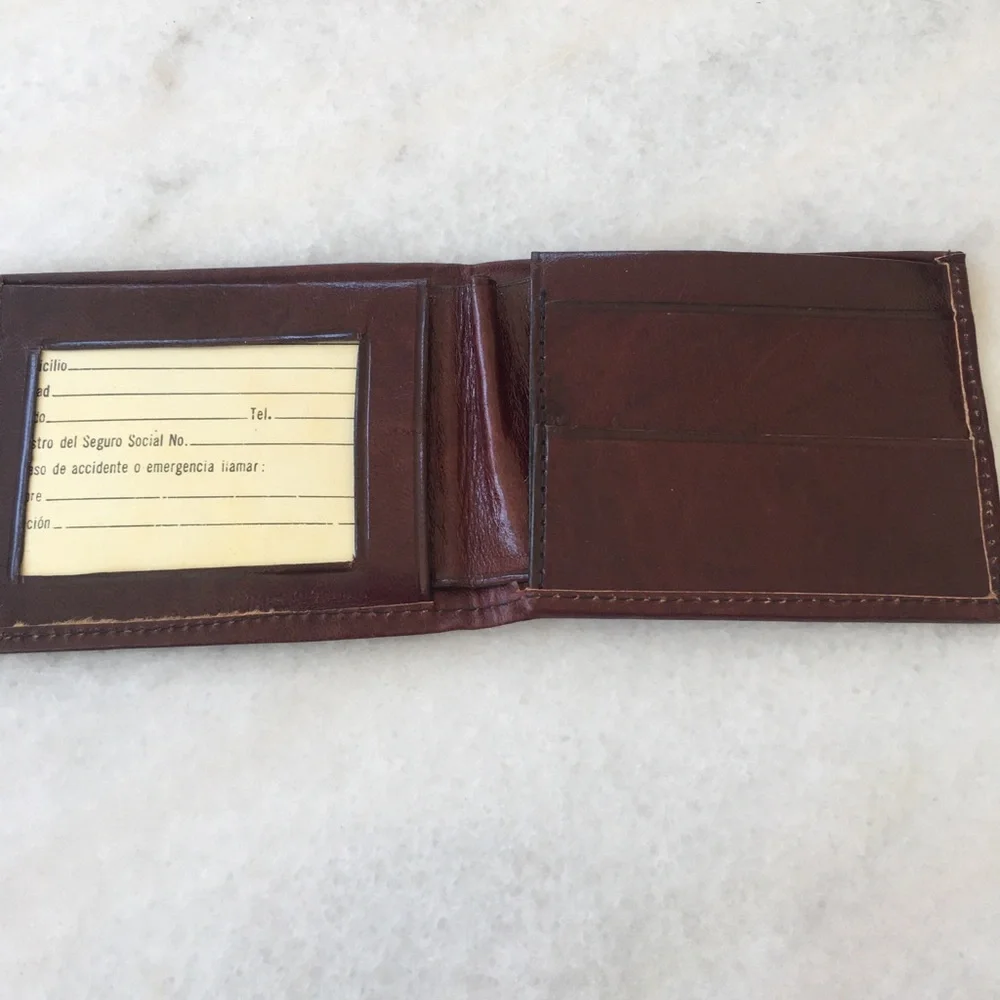 Acapulco Brown Leather Men's Bifold Wallet